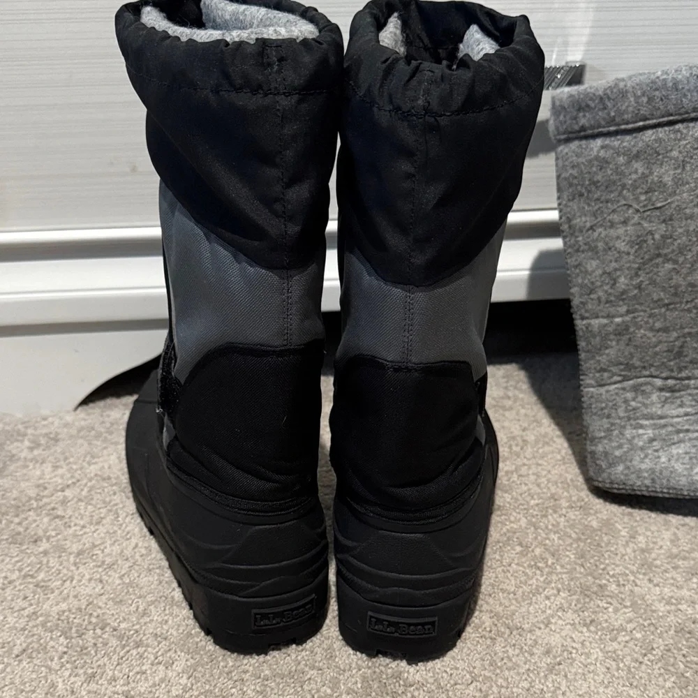 L.L. Bean Black and Gray Kids Snow Boots - Picture 4 of 6